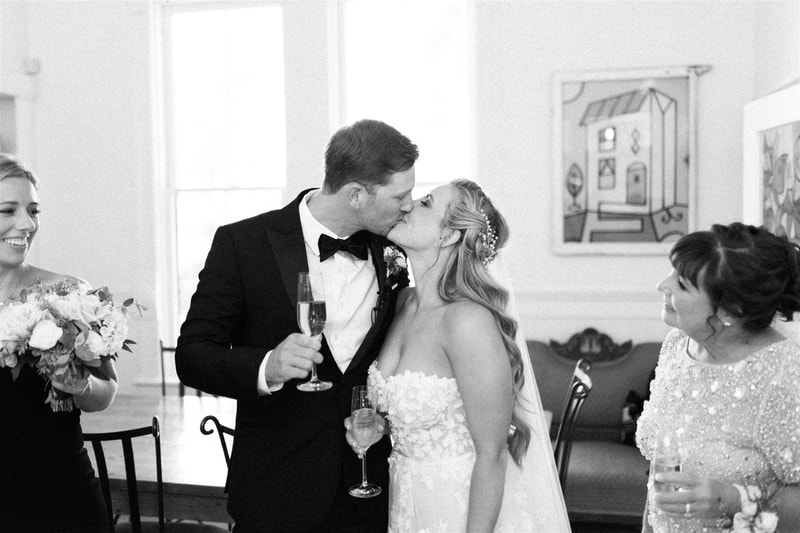 A classic black and white wedding in Winters, California