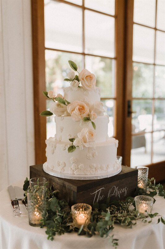 Summer wedding with traditional details at Park Winters
