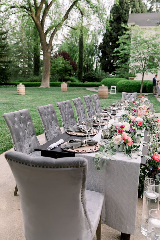 elegant head table at Spring wedding