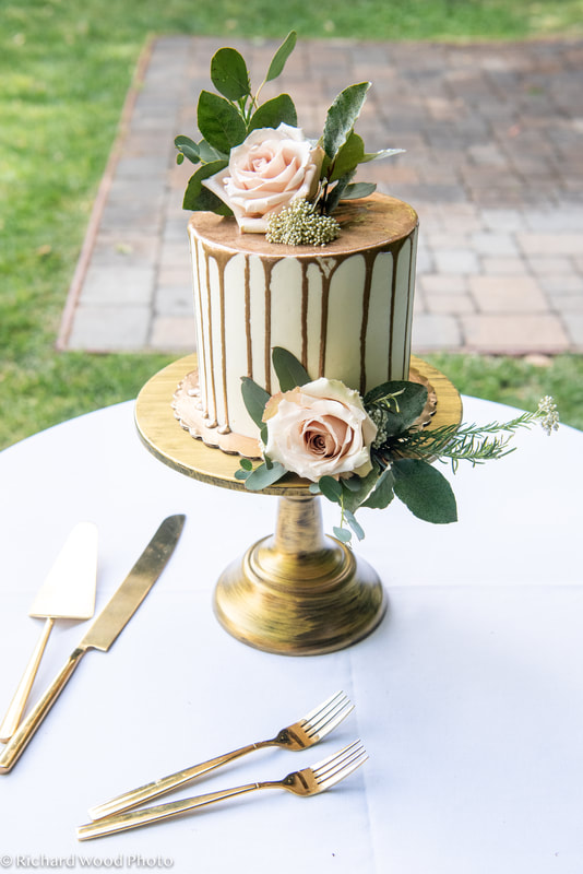 Simple wedding cake with caramel drizzle