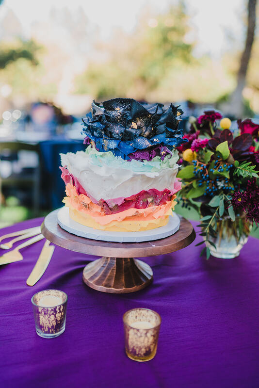 celestial themed wedding cake by Palette Cakes